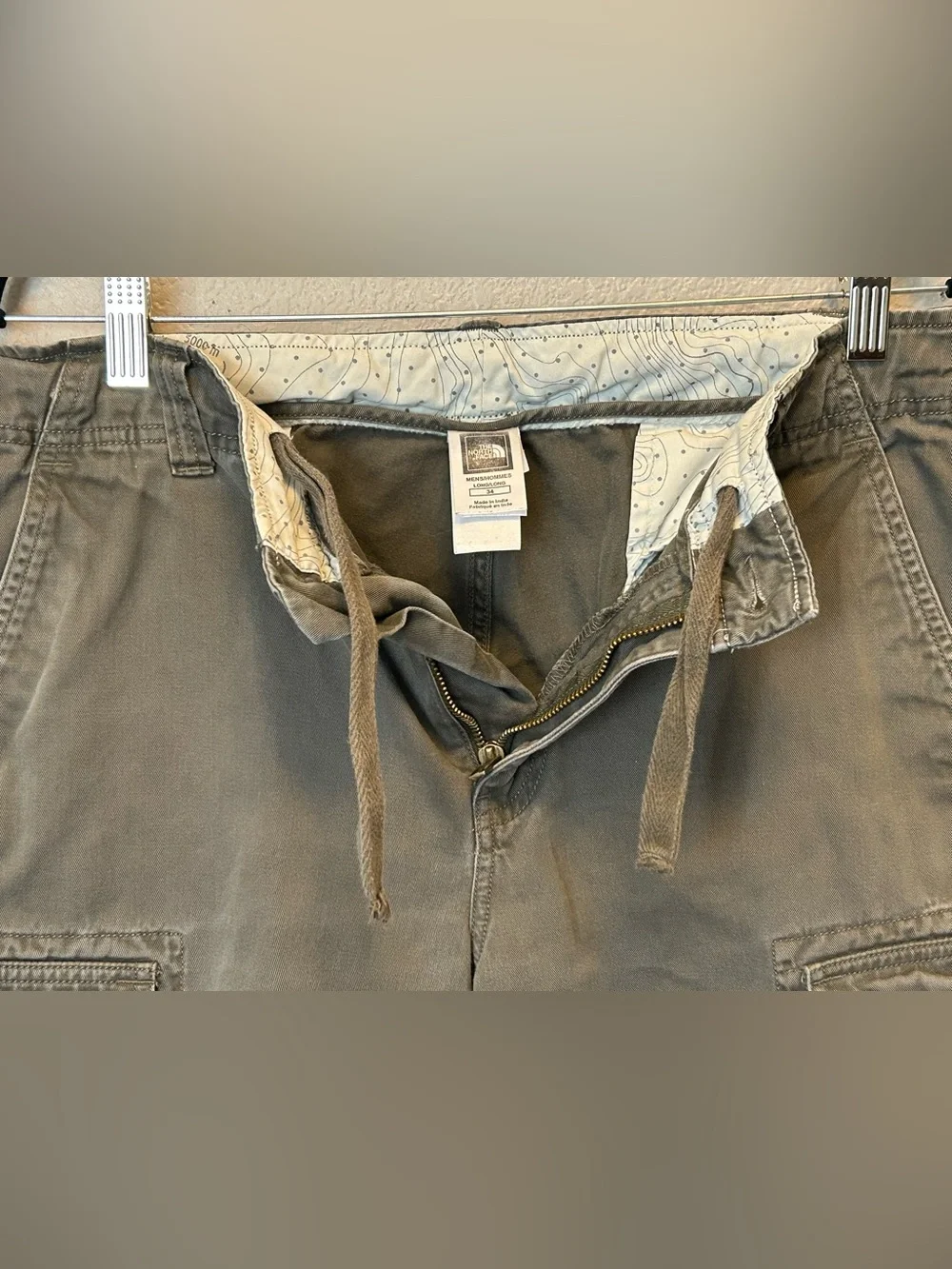 The North Face Cargo Shorts Mens 34x11 Green Cotton Outdoors Hiking Camp Utility